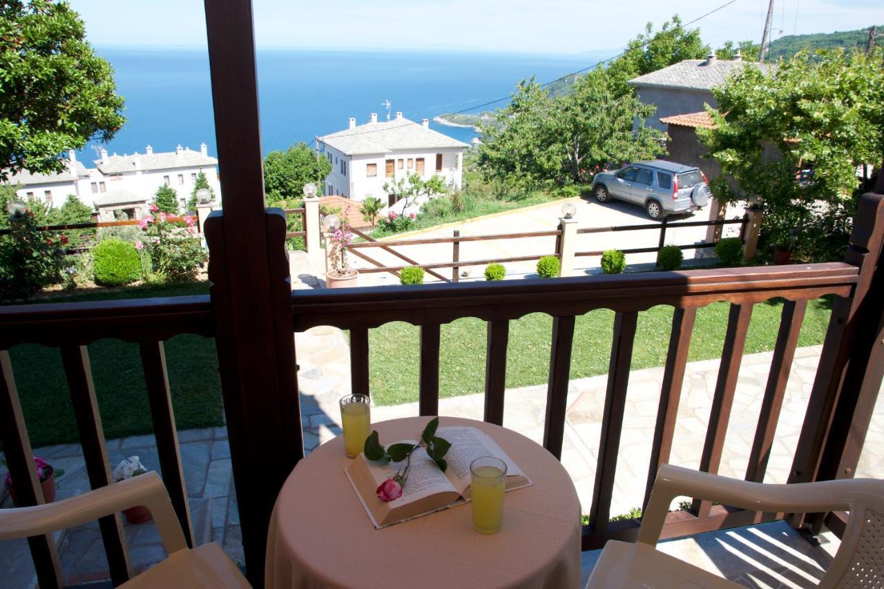 Hotel Alkmini Áyios Dhimítrios Exterior foto
