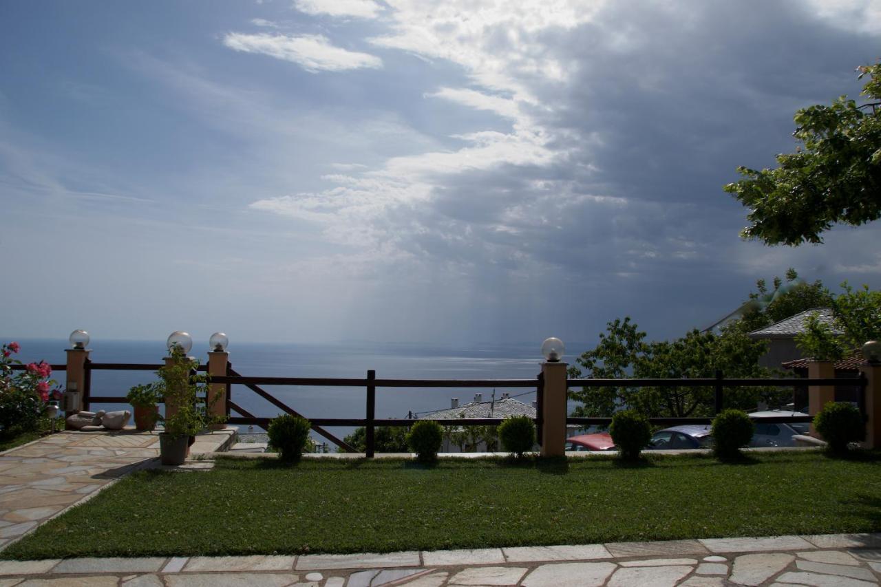 Hotel Alkmini Áyios Dhimítrios Exterior foto